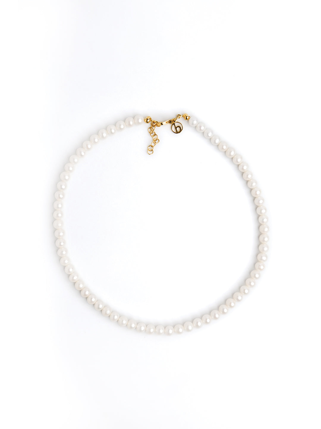 Pearl necklace in gold  | Butter & Co